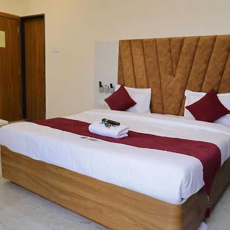 Hotel The Prime Land Hoshangabad Екстериор снимка